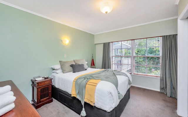 Rustic 1br in Kohimarama Parking & Wifi