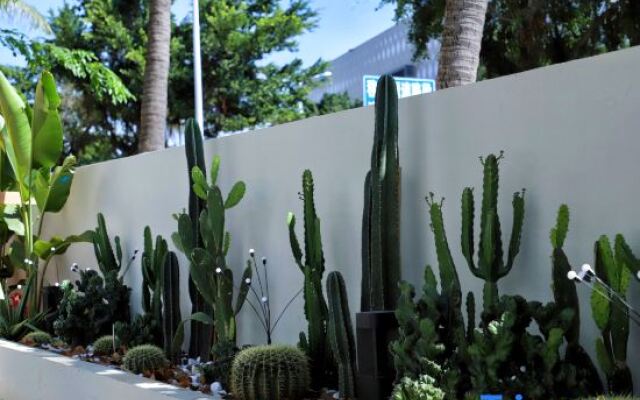 Sanya icare Aiqi Hotel (Dadonghai No.1 Harbour City)