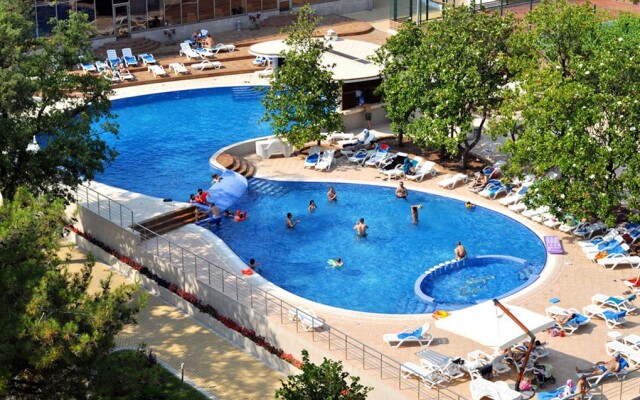 "Приморье" Grand Resort Hotel