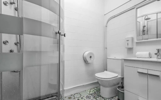 Travel & Live Alegria 248