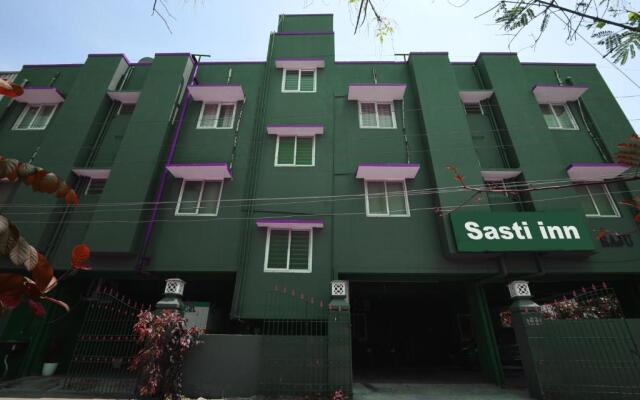 FabHotel Sasti Inn