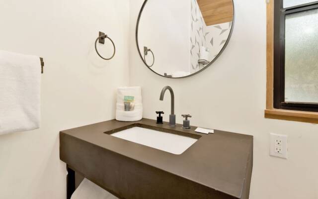 BOW Canyon Cabin #2172