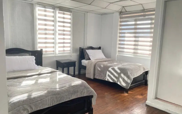 Hotel Muros Quito