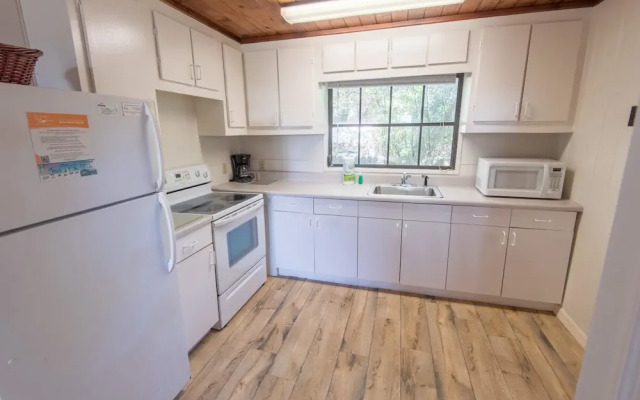 Low Tide Apartment 2