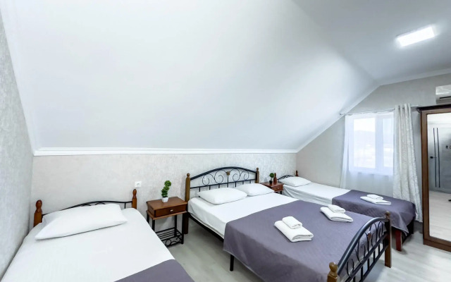 Russo Guest House