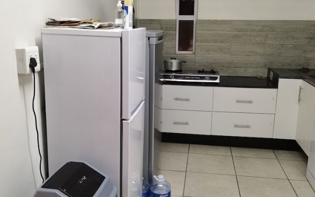 monument western guesthouse