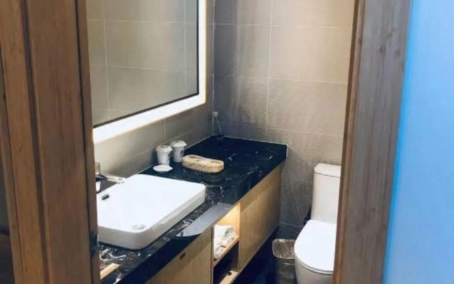 GreenTree Inn Jiangsu Lianyungang Hualian Building Business Hotel