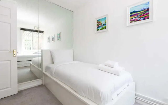 Spacious & Welcoming 4BD House - Kennington