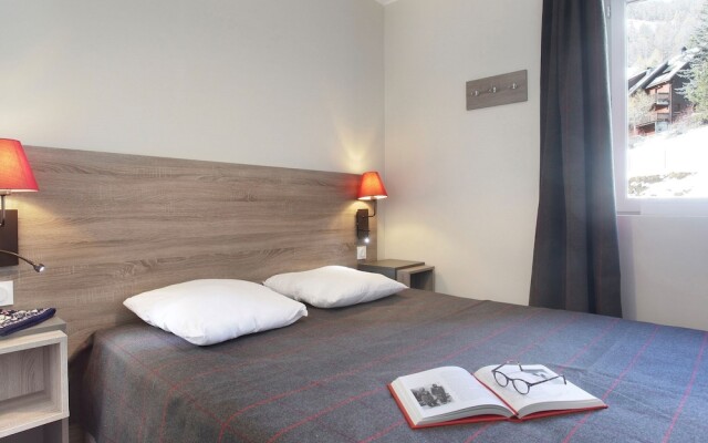 Apartment in the active Pra Loup and Espace Lumière