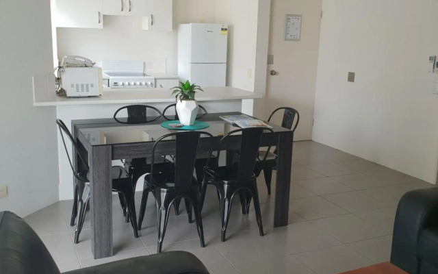 Bayviews & Harbourview Holiday Apartments