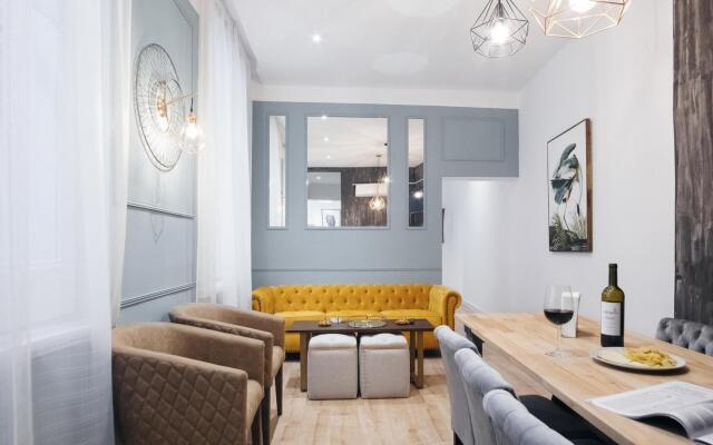 CIBELES Apartment II 5BR 5BT