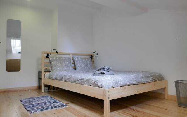 TT Anjos Lisbon Rooms