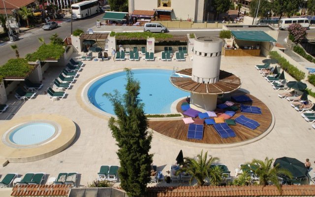 Faros Premium Beach Hotel