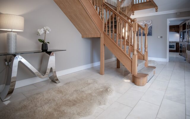 Knights Rest - 4 Bedroom - Princes Gate