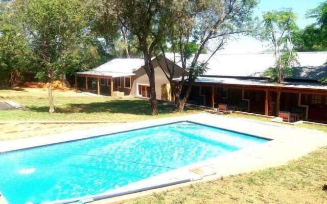 Rocky Hollow Guest Farm