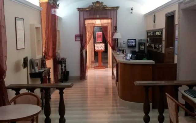 Center 1&2&3 Hotel