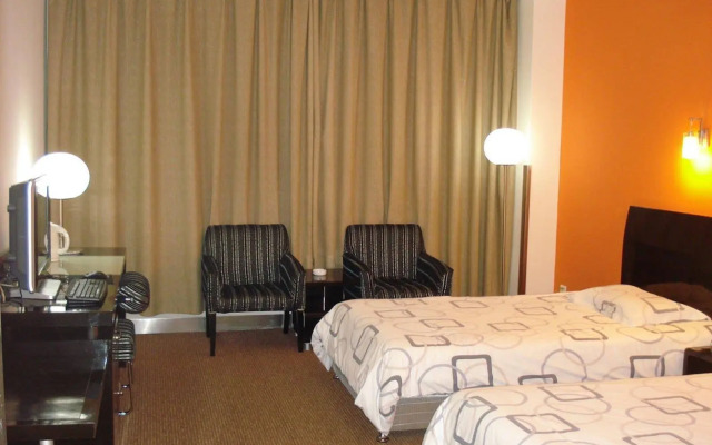 Motel168 Shanghai Jingan Tample Inn