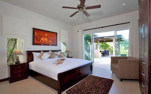 Villa Yok Kiao 6 Bed Staffed Property with Your Own Cook