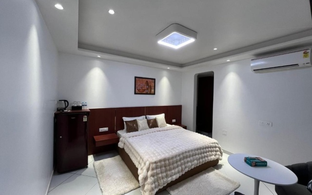 J60 Suites