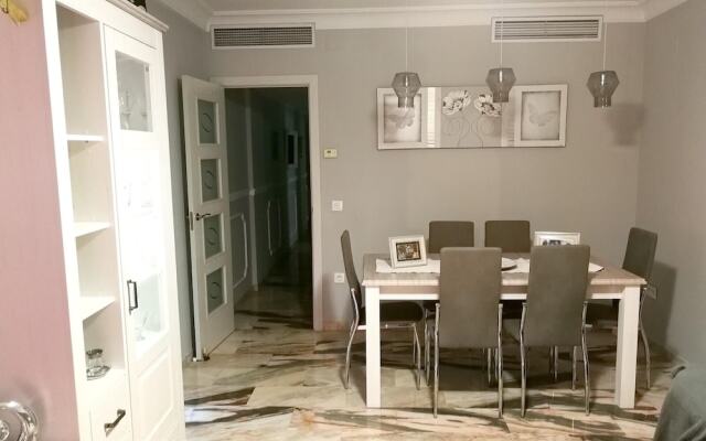 House With 2 Bedrooms In Sevilla With Furnished Terrace And Wifi