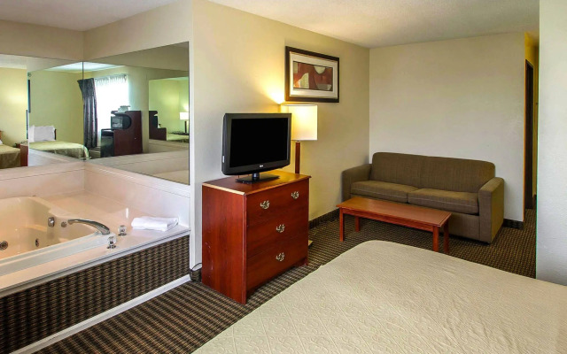 Quality Inn & Suites