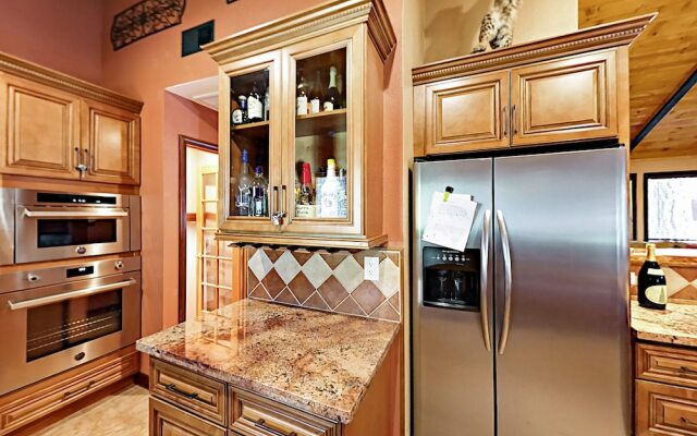 1062 Glenwood Way - 4 Br Home