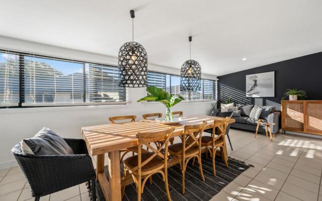 Luxe Jetty Apartment
