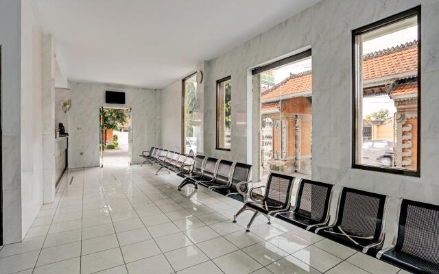 OYO 90067 Hotel Nuansa Indah