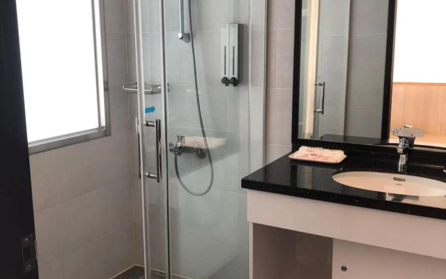 Chiilih Hotel Coral Museum