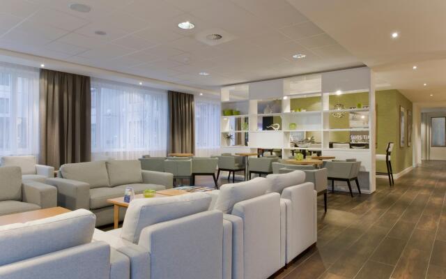 Holiday Inn Express Amsterdam - Schiphol, an IHG Hotel