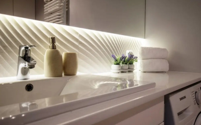 MARGI Eclipse Apartament