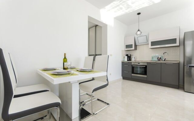 Apartment Srima