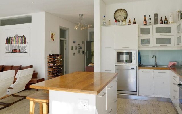 Ravenscraig Road Guest House