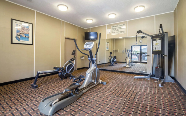 Quality Suites Hickory South