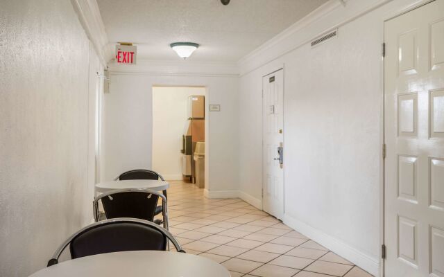 Motel 6 Beaumont, TX