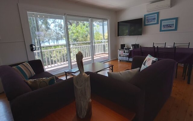 Paradise Bungalow Waterfront