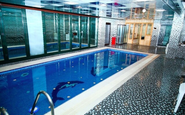 Golden Shine Hotel