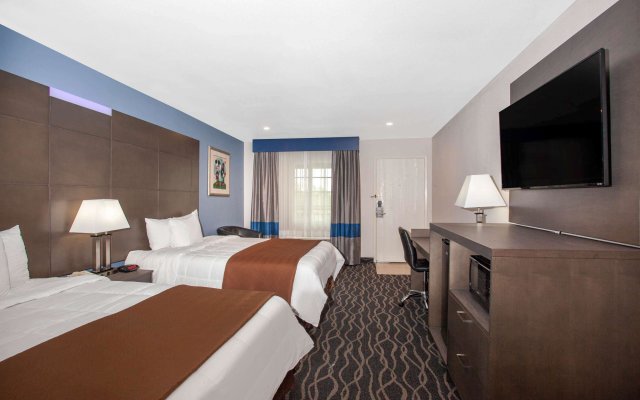 Travelodge Inn & Suites by Wyndham Anaheim on Disneyland Dr