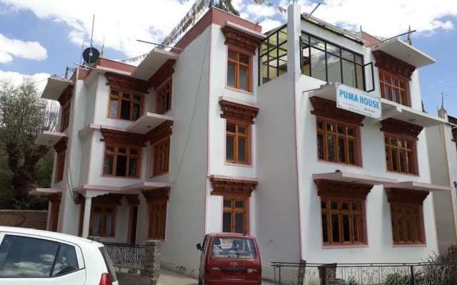 Hotel Puma House