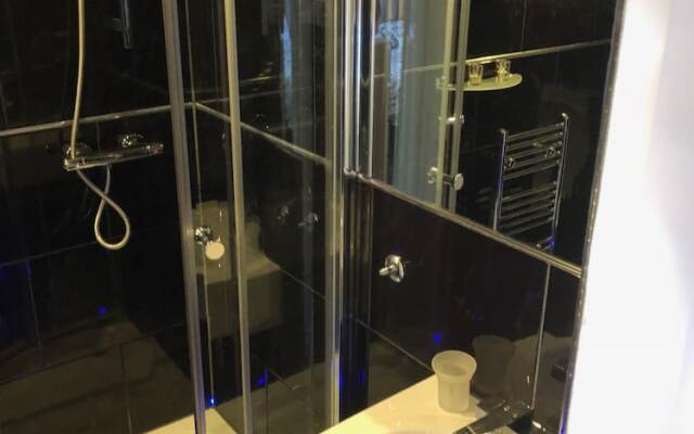 Bournemouth Holiday Let With Hot Tub & Sauna