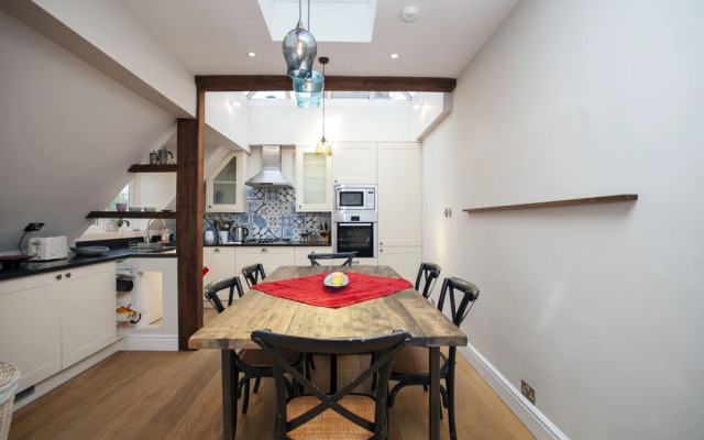 Hampstead Enjoy the Exclusive Atmosphere