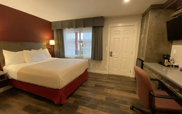 Sahara Courtyard Inn