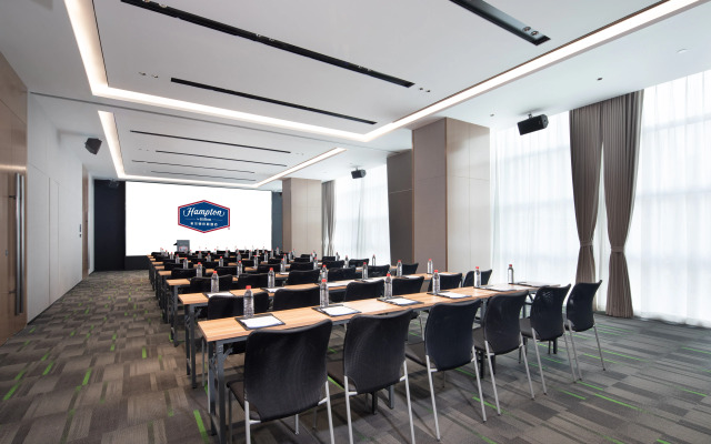 Hampton by Hilton Wuhan Baishazhou Avenue Hotel