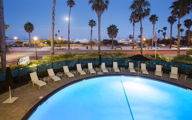 West Beach Inn, a Coast Hotel