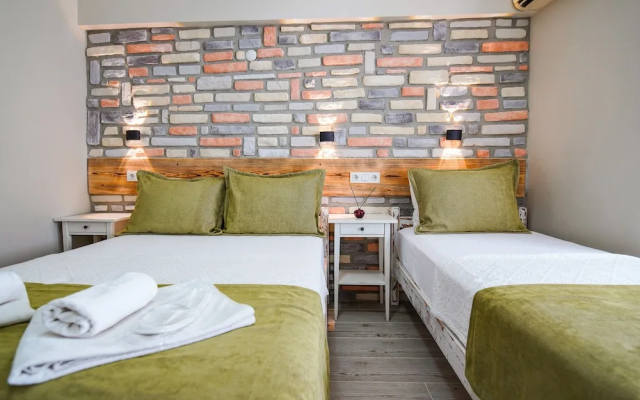 Ilyada Hotel
