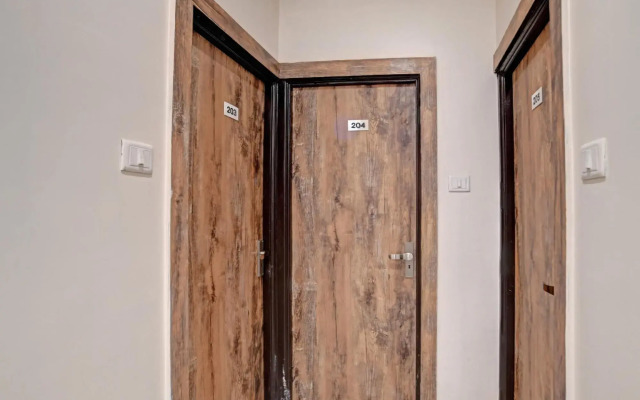 Collection O 45876 Hotel Benchmark Vijay Nagar
