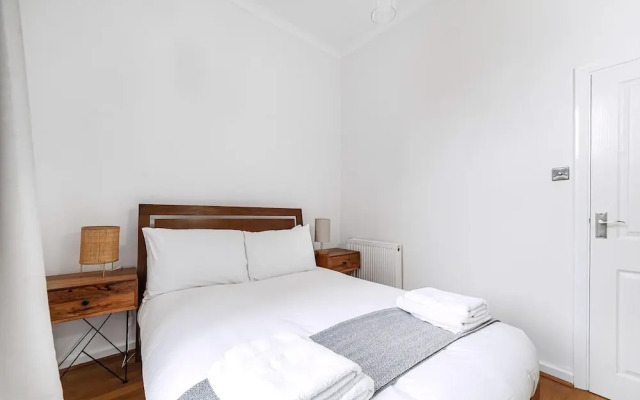 Period Flat in Islington With Modern Charm