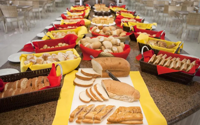 Prive Riviera Park Hotel