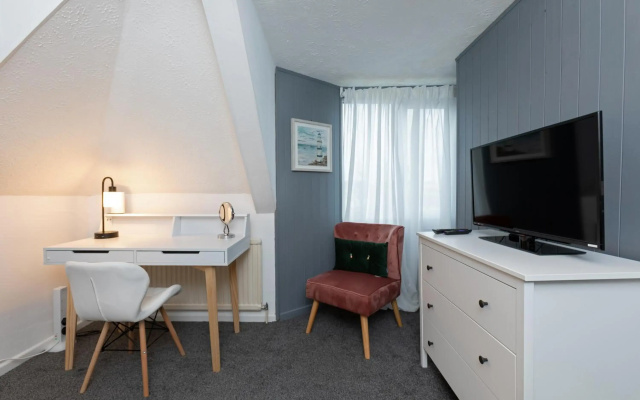 Spacious 3-Bedroom Apartment