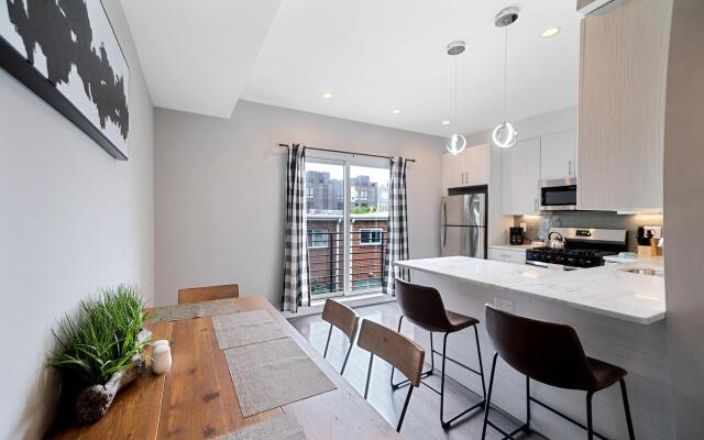 755 Capitol - C